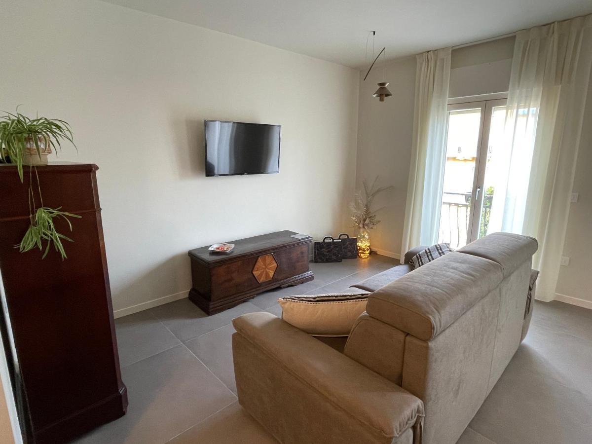 Lucia Holiday Apartments Lazise Kültér fotó